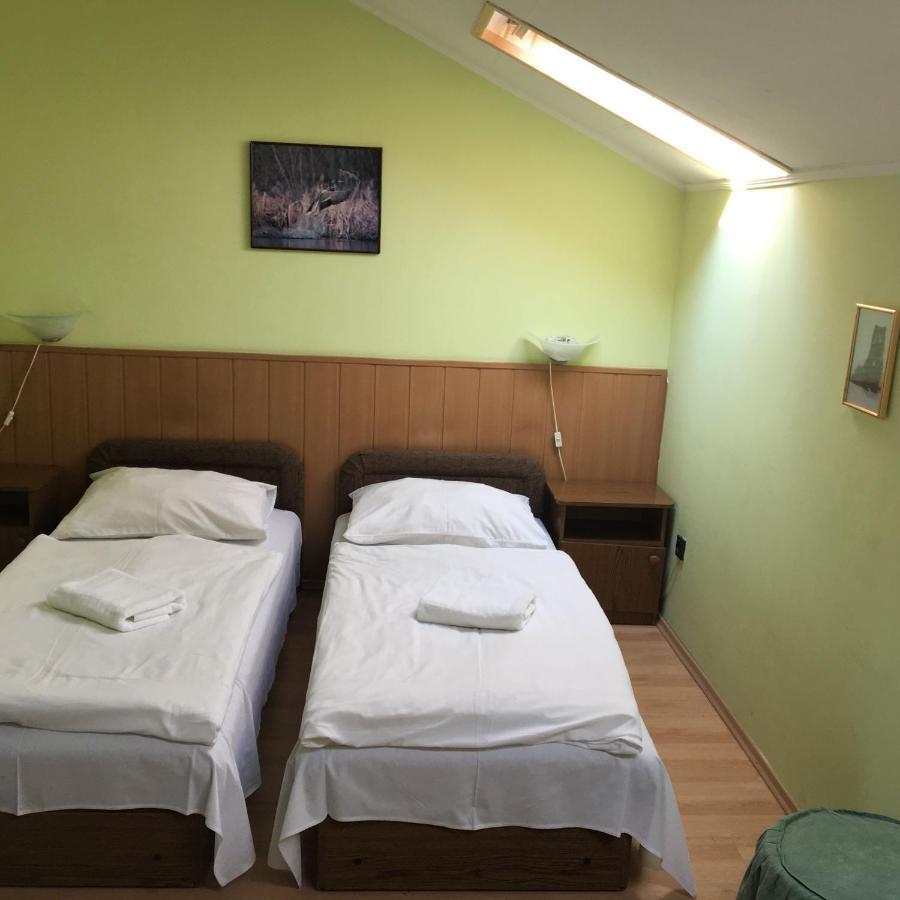Muskatli Panzio Bed & Breakfast Győr Eksteriør bilde