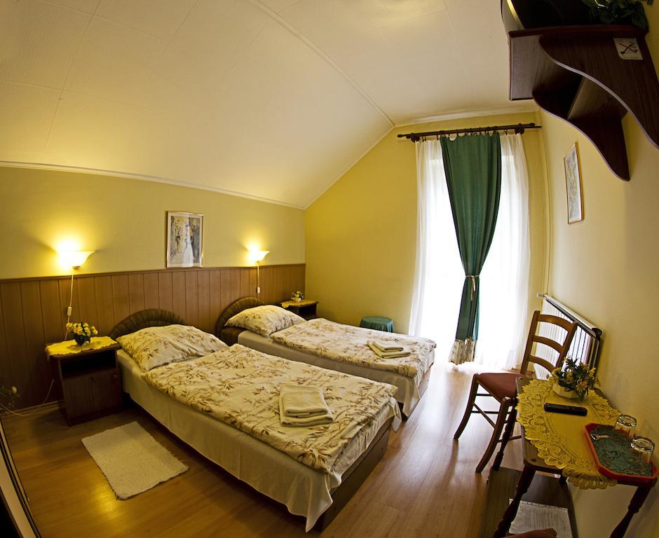 Muskatli Panzio Bed & Breakfast Győr Rom bilde