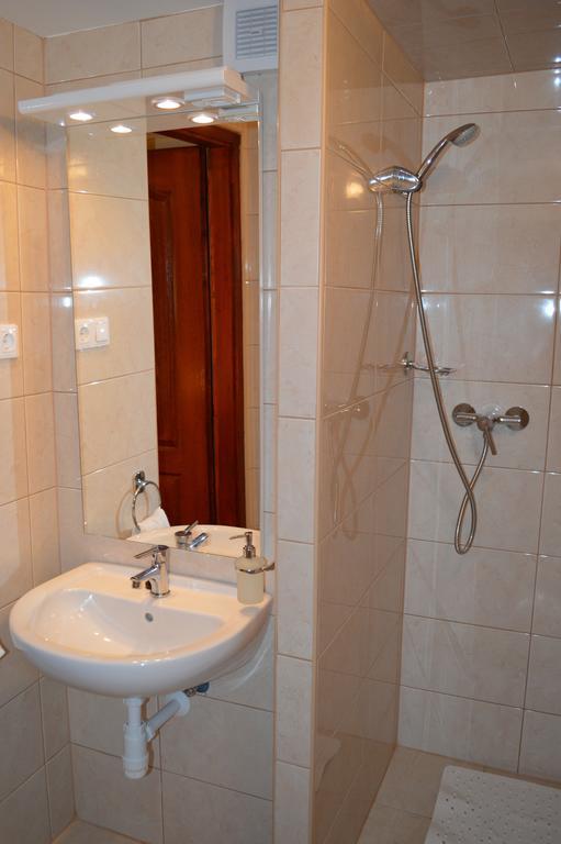 Muskatli Panzio Bed & Breakfast Győr Rom bilde