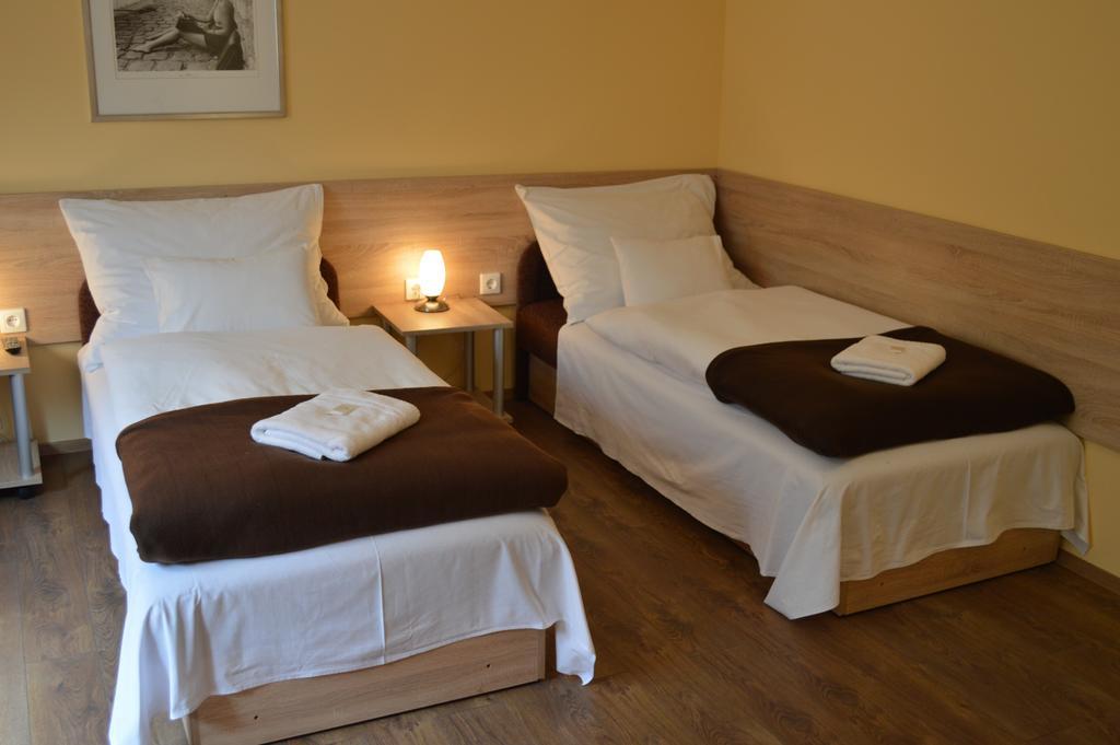 Muskatli Panzio Bed & Breakfast Győr Rom bilde